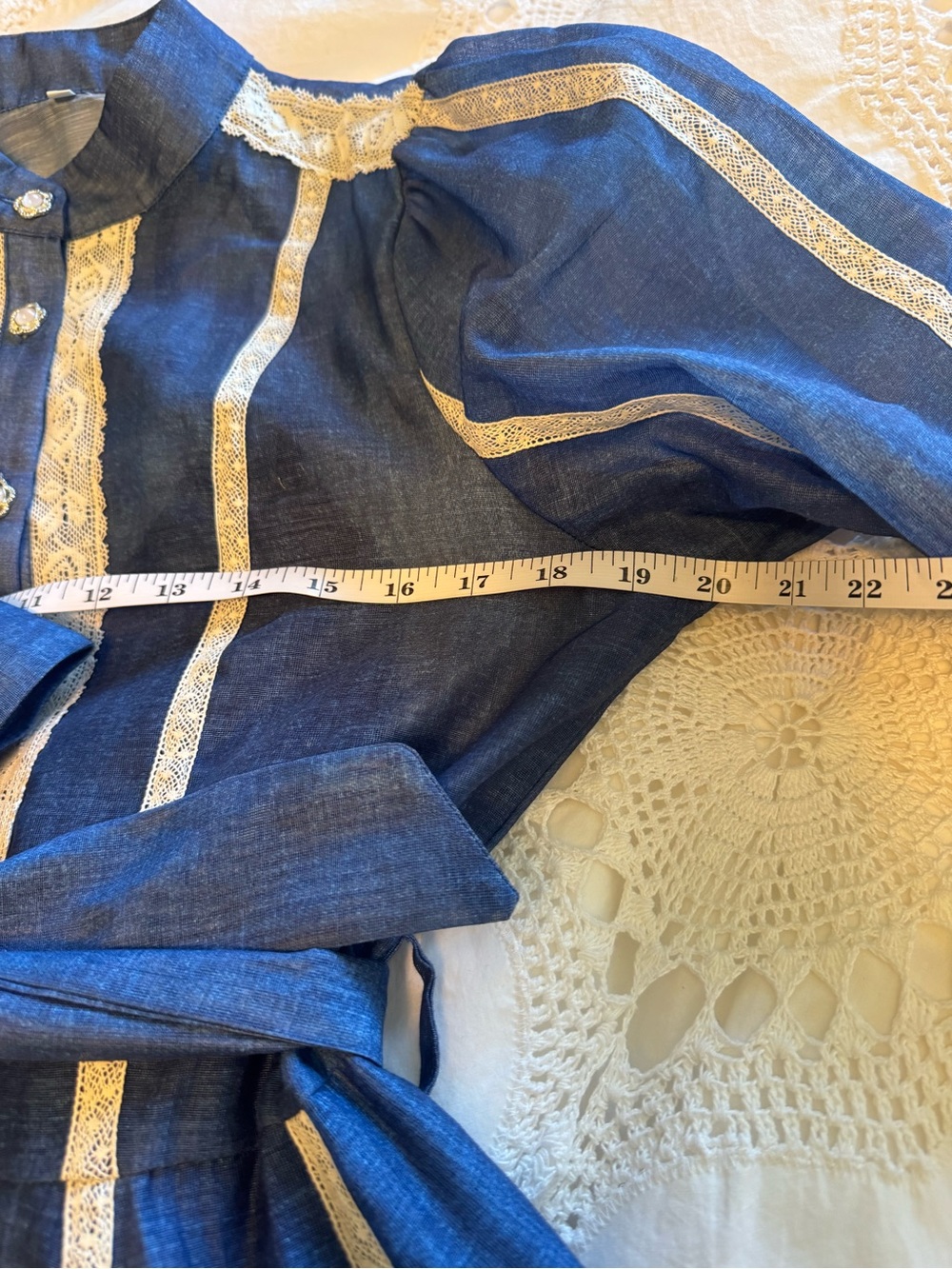 Blue Sunday Brunch dress with Lace-Trim Button-Front and Waist Tie - Picture 9 of 11
